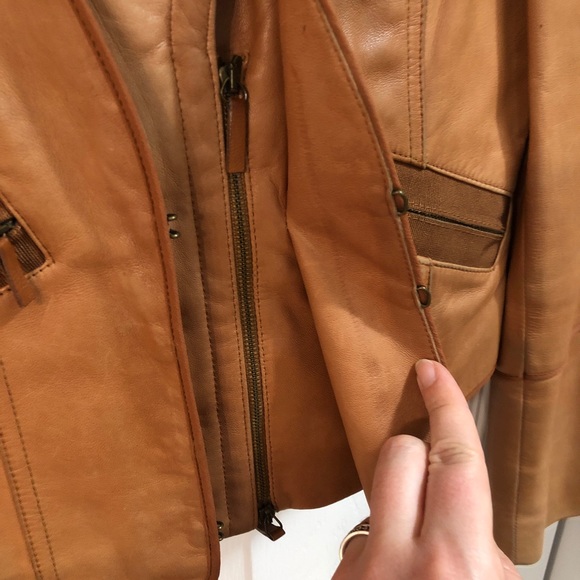 Size 6 leather jacket - Picture 5 of 6